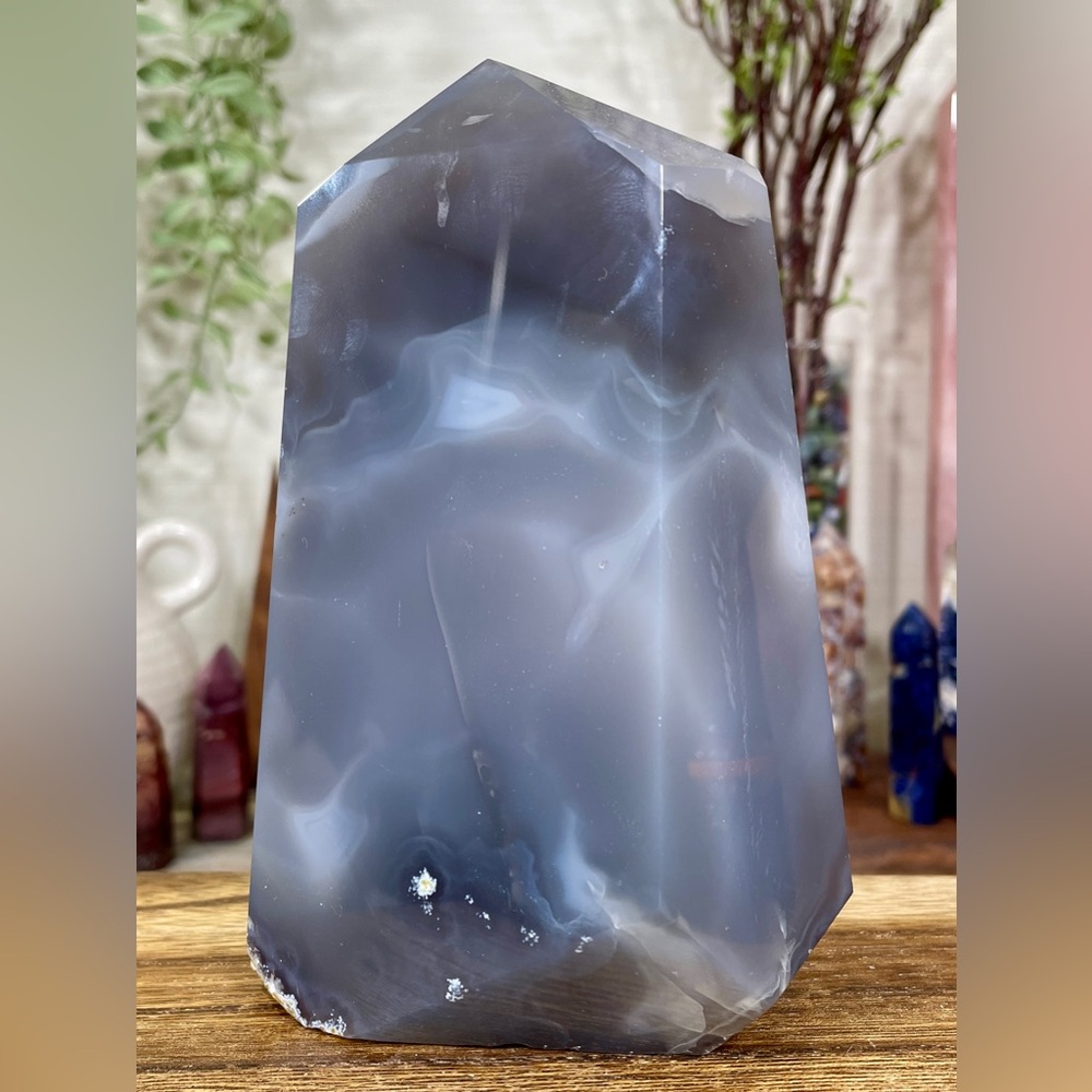 1615 Blue Agate Crystal Tower with Large Druzy Cave - Picture 10 of 17